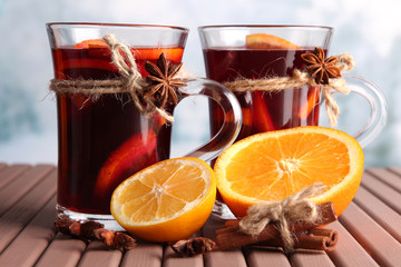 Mulled wine with oranges and spices