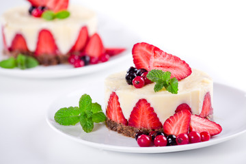 Vanilla Cream And Strawberries Dessert