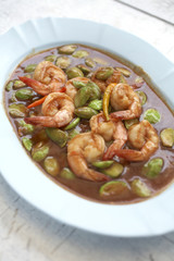 spicy shrimp fried with vegetable