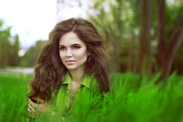 Fototapeta premium Beauty Romantic Girl Outdoors. Beautiful Teenage Model girl over