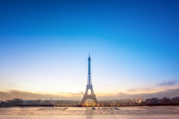 Paris Eiffelturm - obrazy, fototapety, plakaty