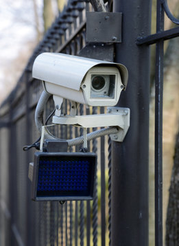 Camera surveillance outdoor