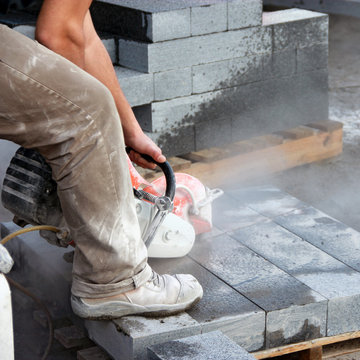 Sciage de blocs de granit