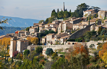 Village Bonnieux in Provence - 61962533