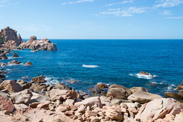 Fototapeta na wymiar rocks in Costa Paradiso