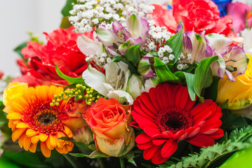 Mazzo di fiori, bouquet auguri