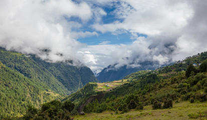Obraz na płótnie Canvas Beautiful landscape of Himalayas mountains