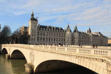 Fototapeta na wymiar Promenade à Paris