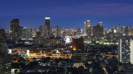 Fototapeta na wymiar Bangkok Cityscape at twilight