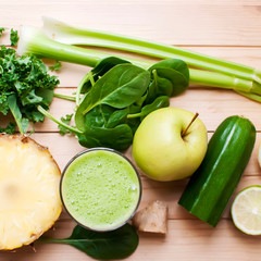 healthy green detox juice