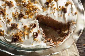 Homemade Chocolate Cream Pie