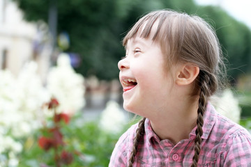Portrait of beautiful young girl smiling