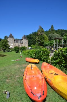 Argentat, lac, vall&eacute;e de la Dordogne