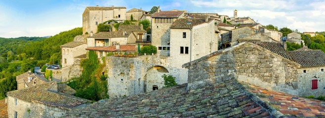 Balazuc en Ardèche, plus beau village de France