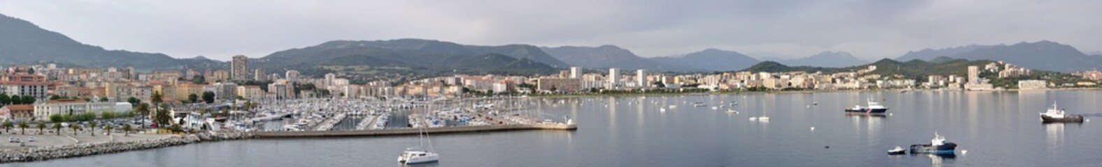 Fototapeta na wymiar Korsyka Południowa