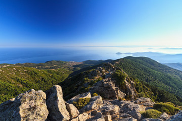 Fototapeta na wymiar Elba z Mt Calanche - Włochy