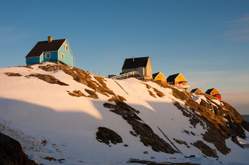 Maisons en bois en fin d& 39 après-midi, Sisimiut, Groenland.