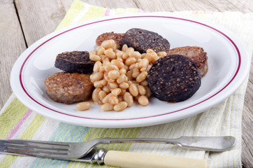 black and white pudding with beans