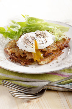 Hash Browns With Poached Egg