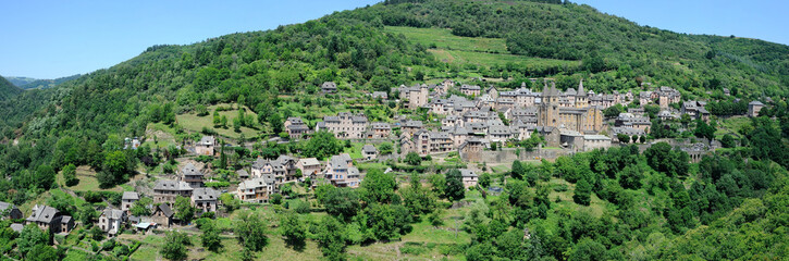 Fototapeta na wymiar Panorama du village de Conques