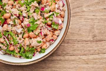 Tuna and bean salad