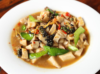 Stir Fried Eringii Mushroom in sauce