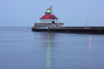 Fototapeta na wymiar Duluth S Pier Lighthouse