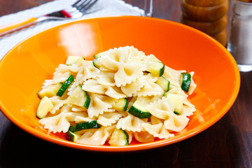pasta with zucchini, cougrette