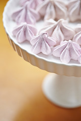 Cream meringues