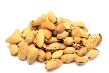 unshelled almond
