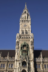 München: Rathaus mit Glockenspiel nach Renovierung