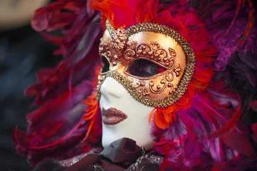 Fototapeten Woman with mask © pergo70