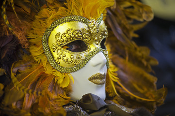 Italian mask