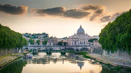 Deurstickers St Peter's Basilica in Rome, Italy © rkris
