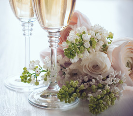 champagne and a beautiful bouquet