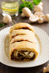 Strudel with mushrooms and cheese.