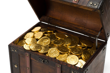 宝箱にはいった金貨のクローズアップ