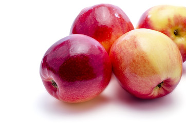 red apples