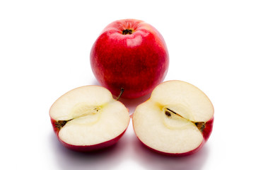 the cut apple