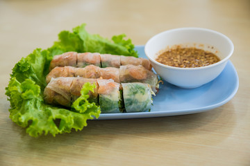Vietnamse spring rolls with lettuce, mint, shrimp and vermicelli