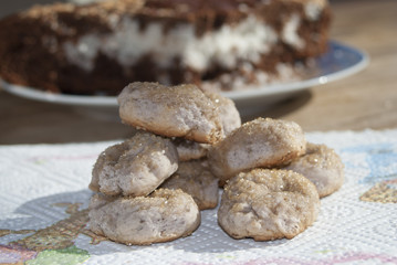 biscuits and cake