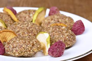 Raw vegan food