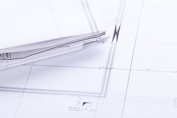 Architektonische Baupläne und Arbeitsmaterial für Architekten