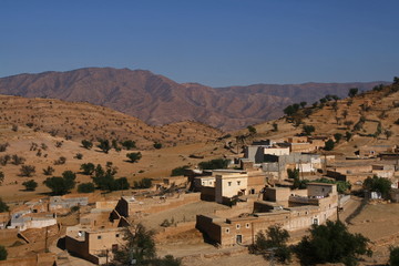 village sur un plateau de l'anti-atlas
