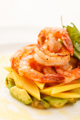 salad with shrimps