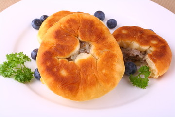 Fried dumplings with meat filling