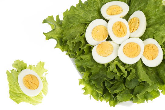 gekochte Eier mit Salat, Eigelb