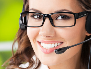 Support phone operator in headset