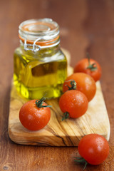 Olive oil and cherry tomatoes