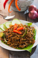 mee goreng mamak, popular cusine in malaysia
